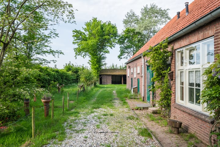 Photo 13 of Aaltenseweg 5
