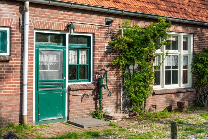 Photo 16 of Aaltenseweg 5