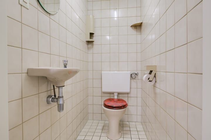 Photo 37 of Aaltenseweg 5