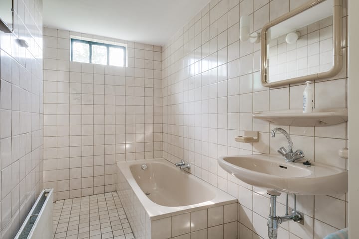 Photo 38 of Aaltenseweg 5