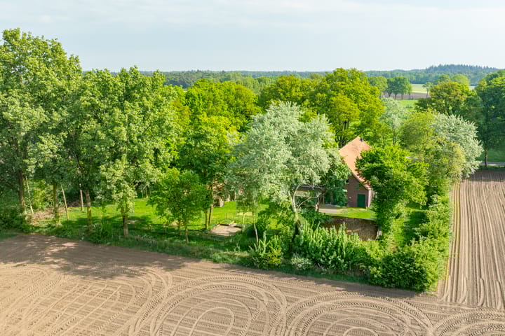 Photo 64 of Aaltenseweg 5
