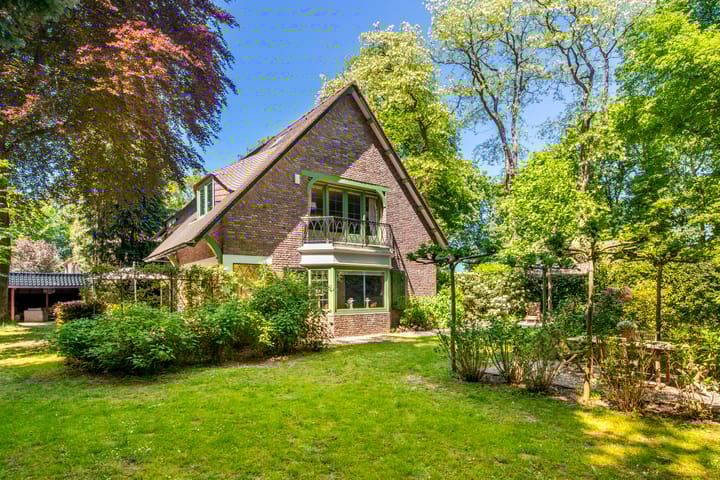 Foto 25 van Wallandlaan 1