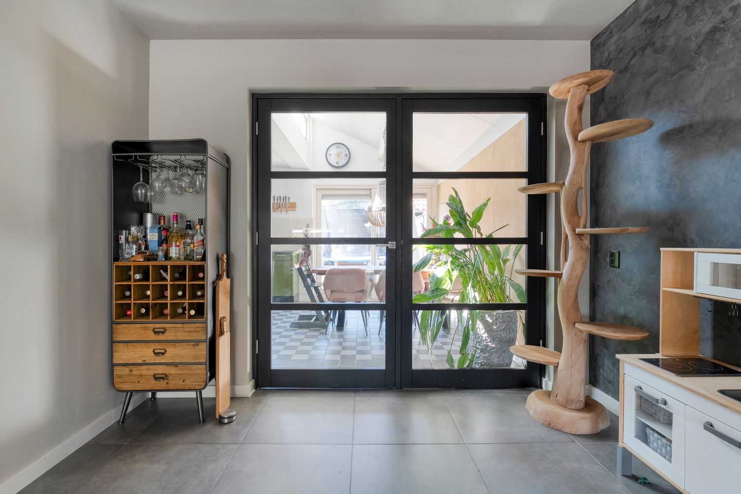 Foto 10 van Floralaan 157