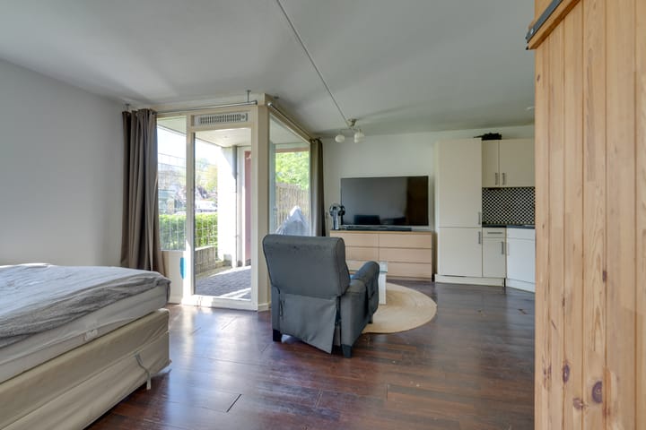 Foto 6 van IJplein 270