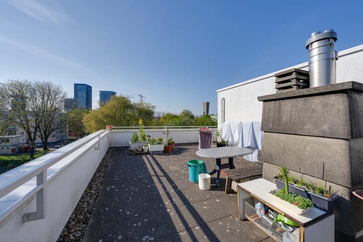 Foto 24 van IJplein 270