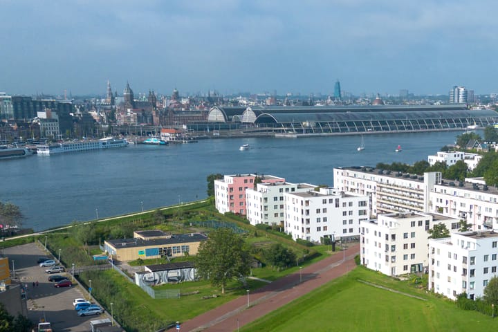 Foto 29 van IJplein 270