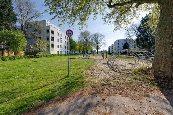 Foto 30 van IJplein 270