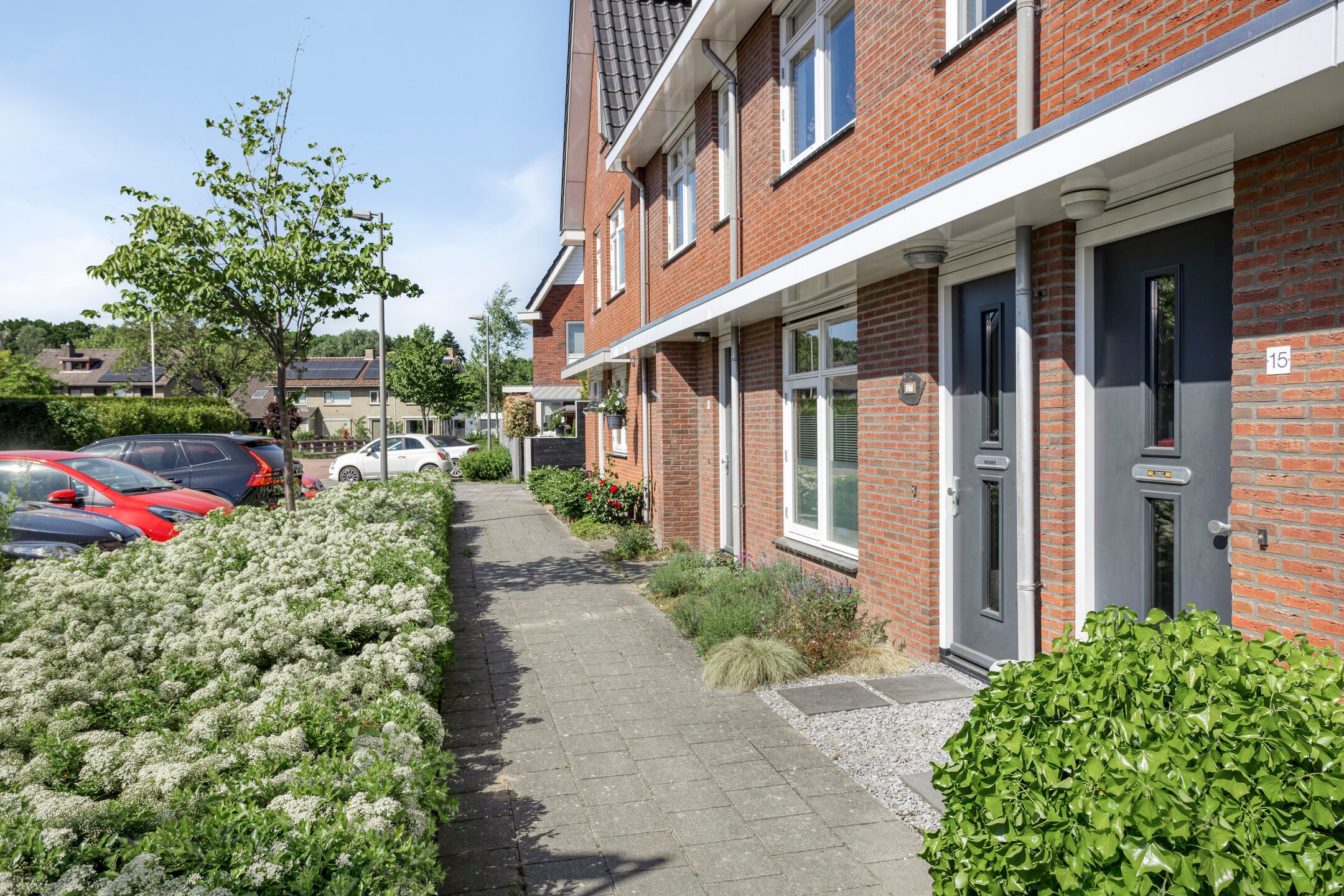 Foto 3 van Van Hogendorplaan 17