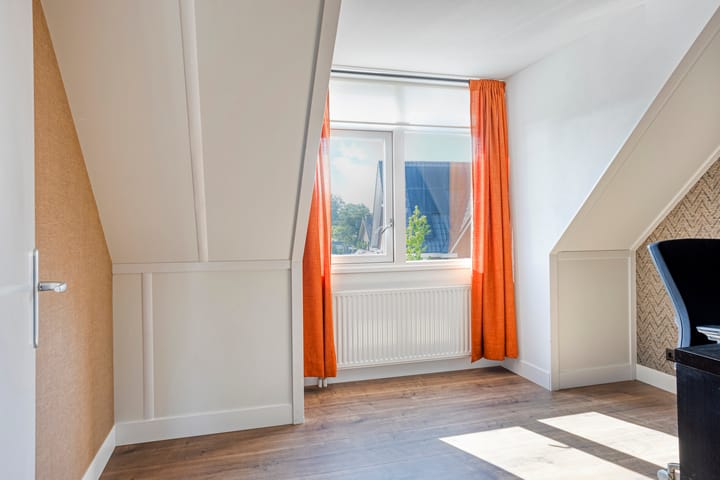 Foto 27 van Van Hogendorplaan 17