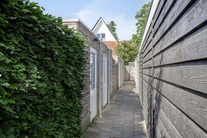 Foto 29 van Van Hogendorplaan 17