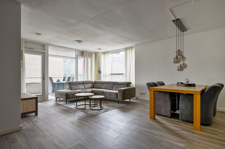 Foto 2 van Stationsplein 19