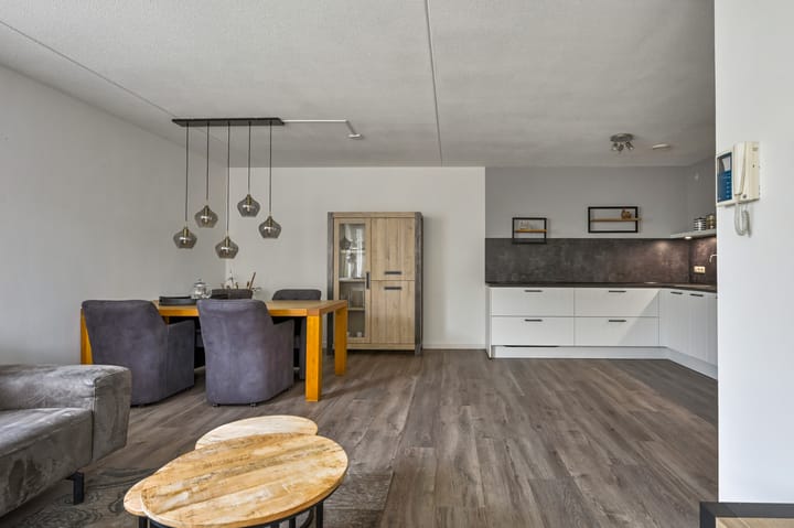 Foto 8 van Stationsplein 19