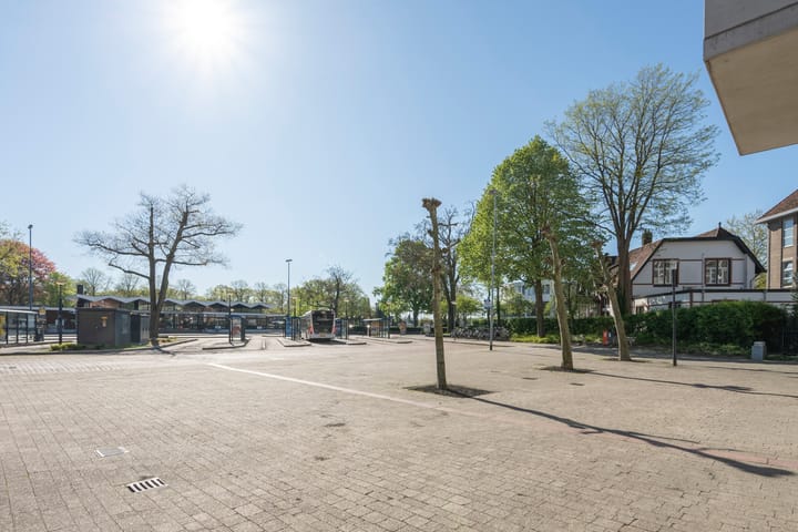 Foto 24 van Stationsplein 19