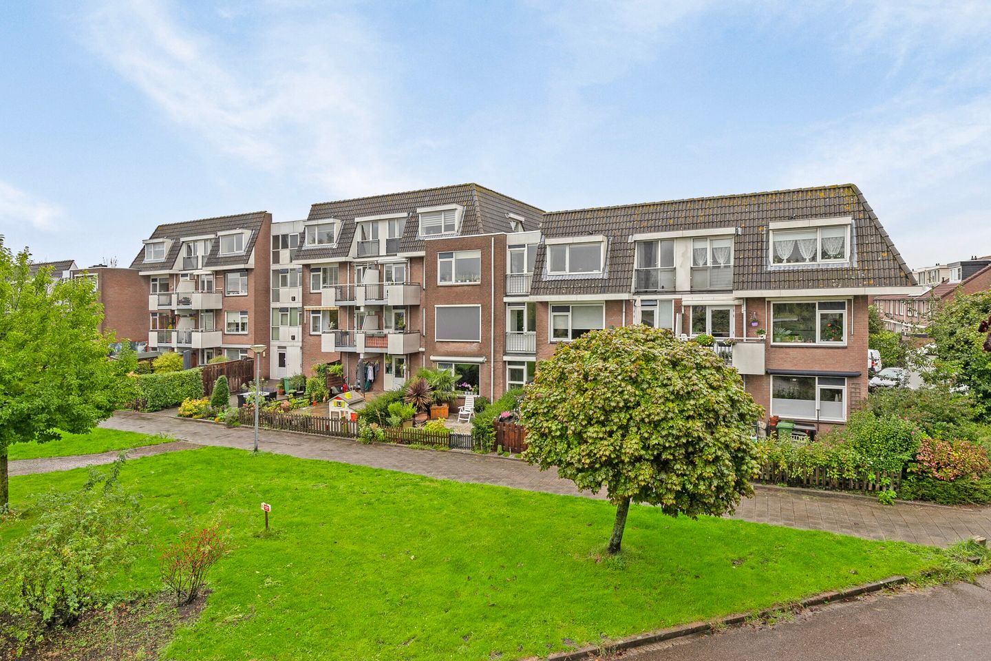 Foto 1 van Skoonzicht 302