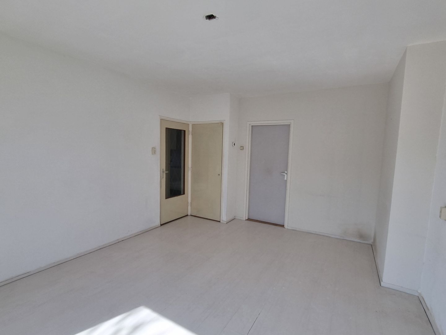 Foto 10 van Van der Doesstraat 15