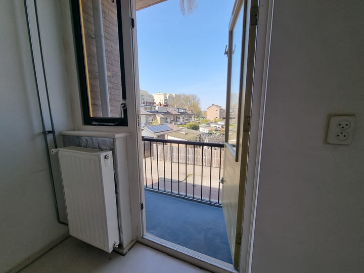 Foto 24 van Van der Doesstraat 15