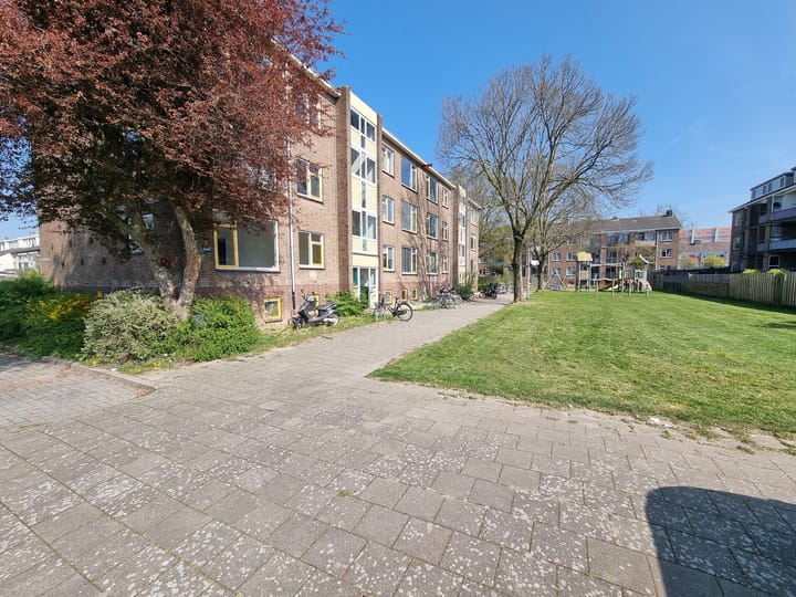 Foto 26 van Van der Doesstraat 15