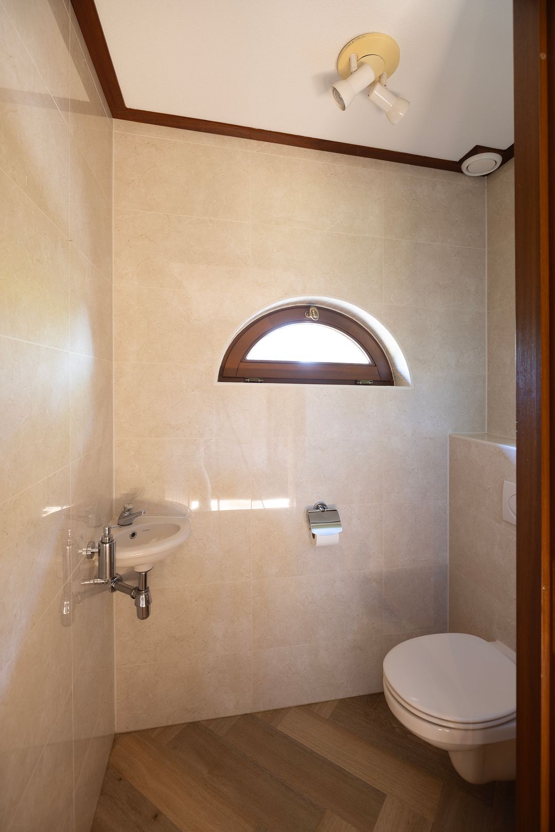 Foto 16 van Duisterestraat 10