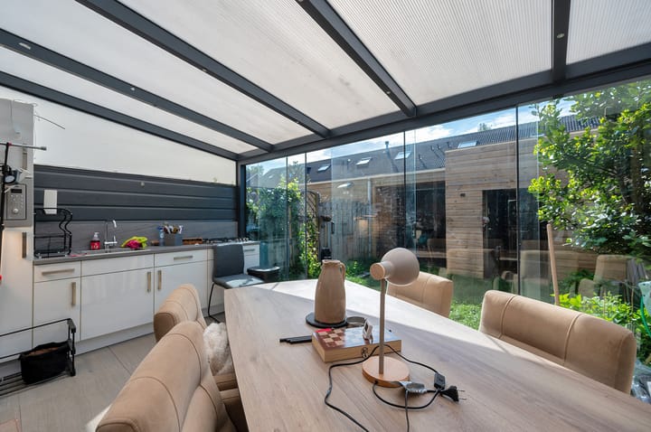 Foto 13 van Meindert Hobbemastraat 78