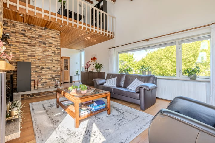 Foto 12 van Graaf Bernadotteplein 15