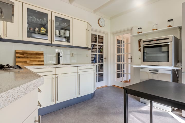 Foto 21 van Graaf Bernadotteplein 15