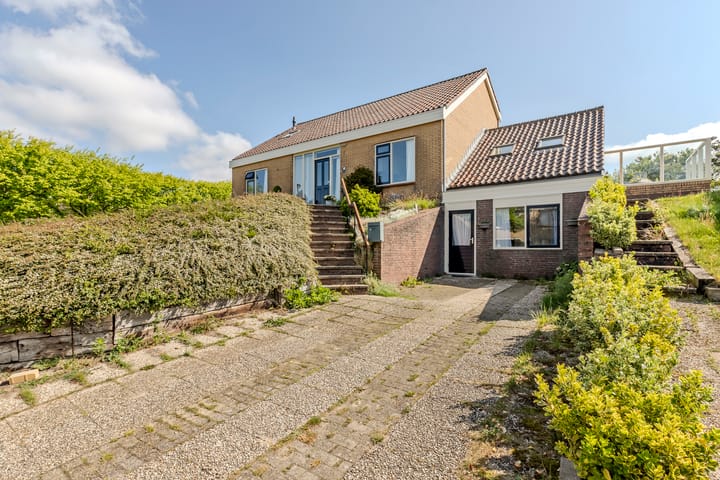 Foto 44 van Graaf Bernadotteplein 15