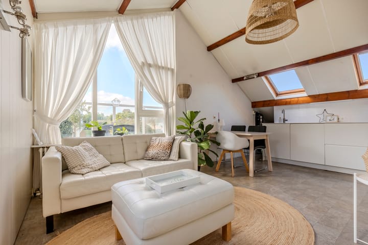 Foto 47 van Graaf Bernadotteplein 15