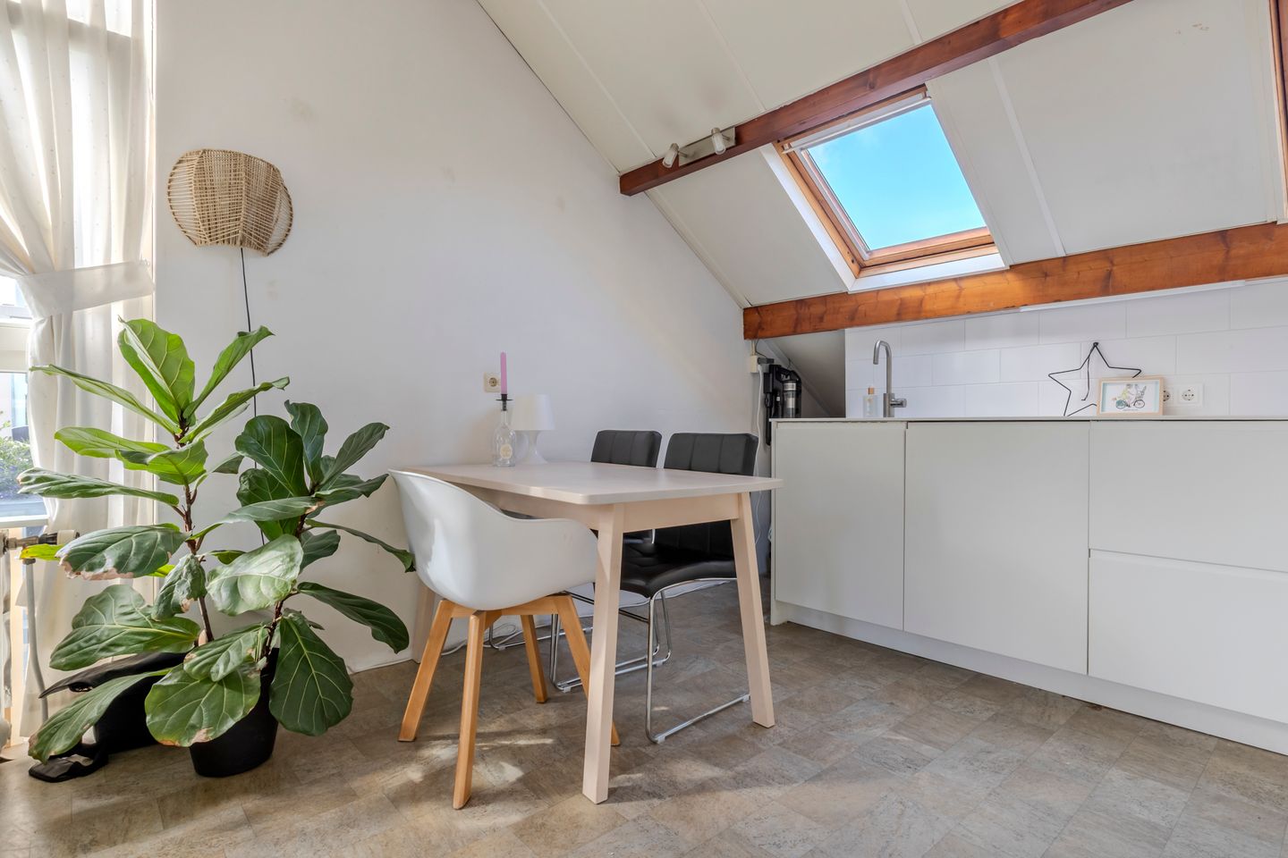 Photo 49 of Graaf Bernadotteplein 15