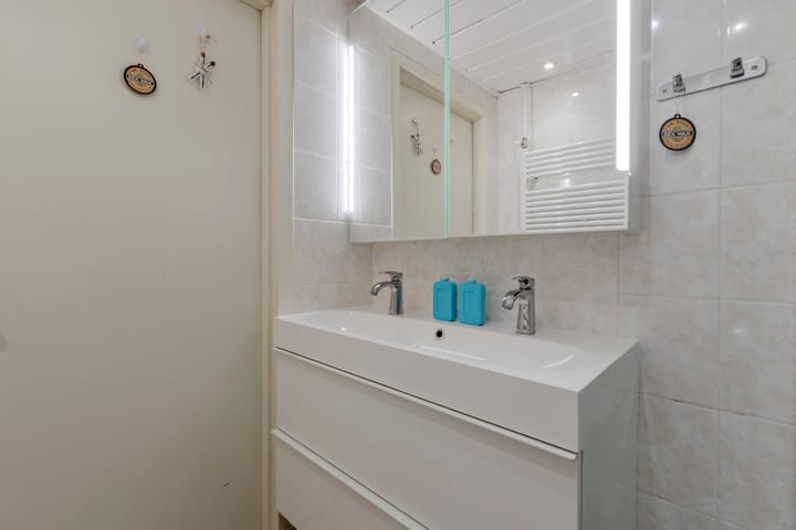 Foto 52 van Graaf Bernadotteplein 15