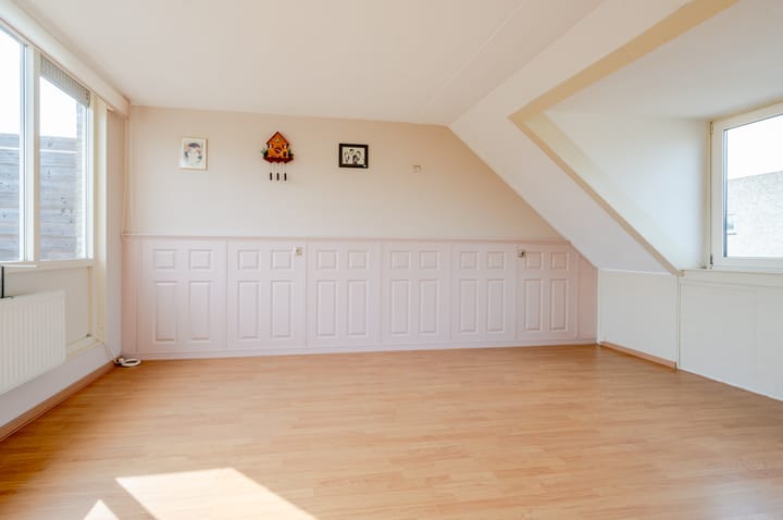 Foto 24 van Glenn Millerweg 74