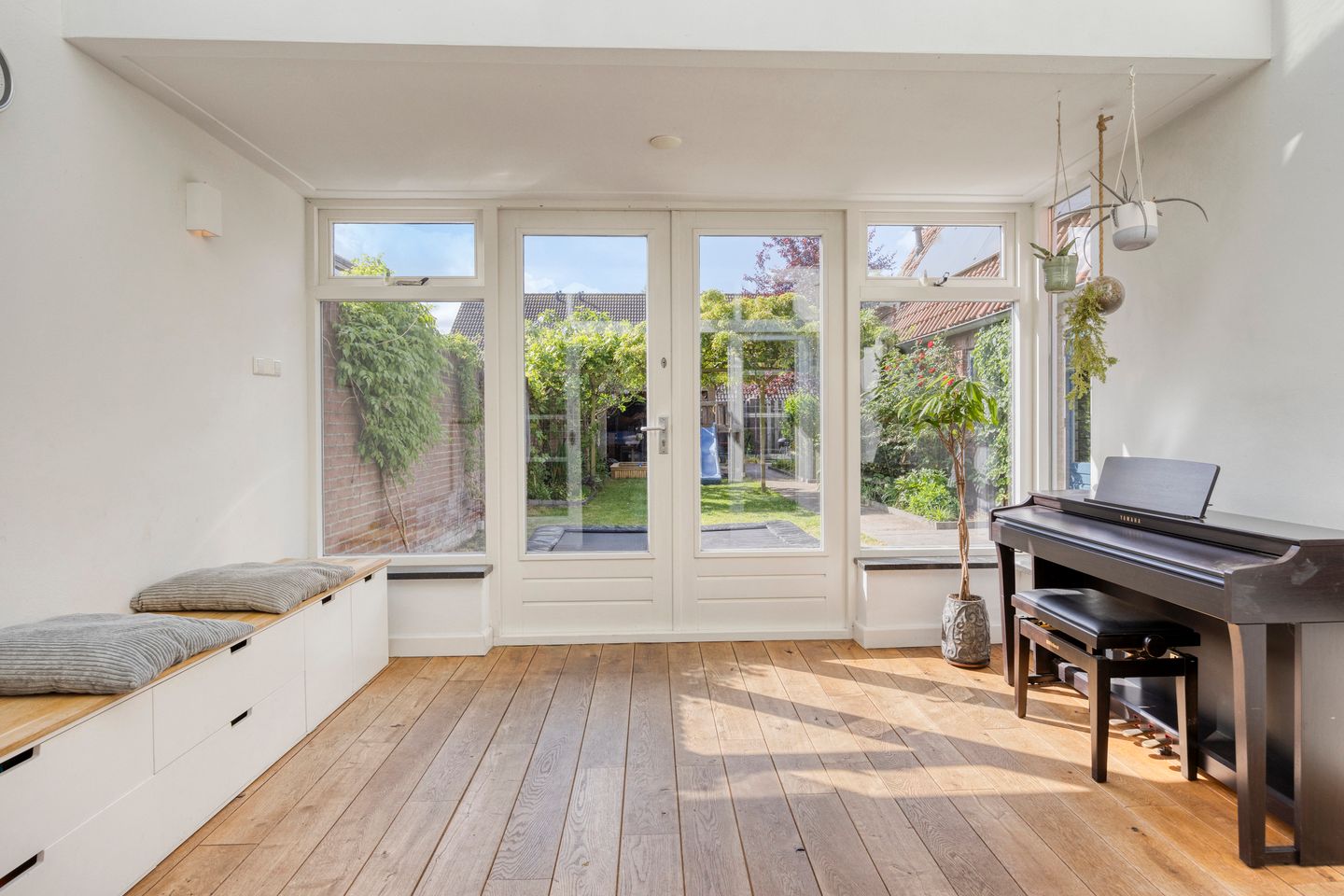 Foto 14 van Burg. Nieuwenhuijzenstraat 29