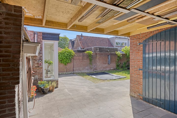 Foto 27 van Burg. Nieuwenhuijzenstraat 29