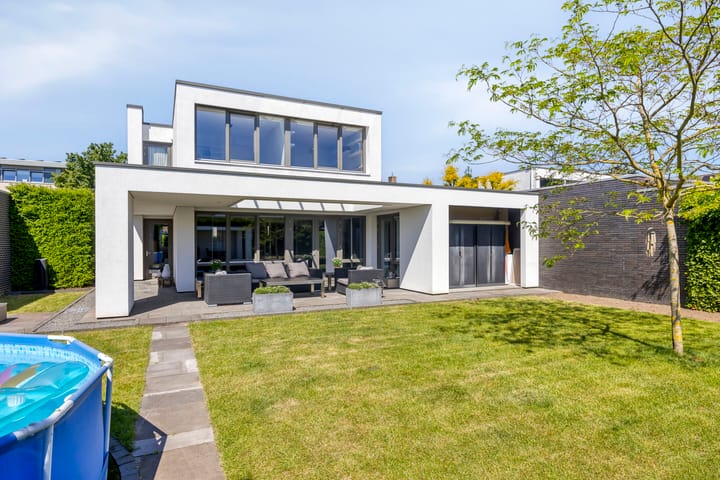 Photo 1 of Broenskuil 18