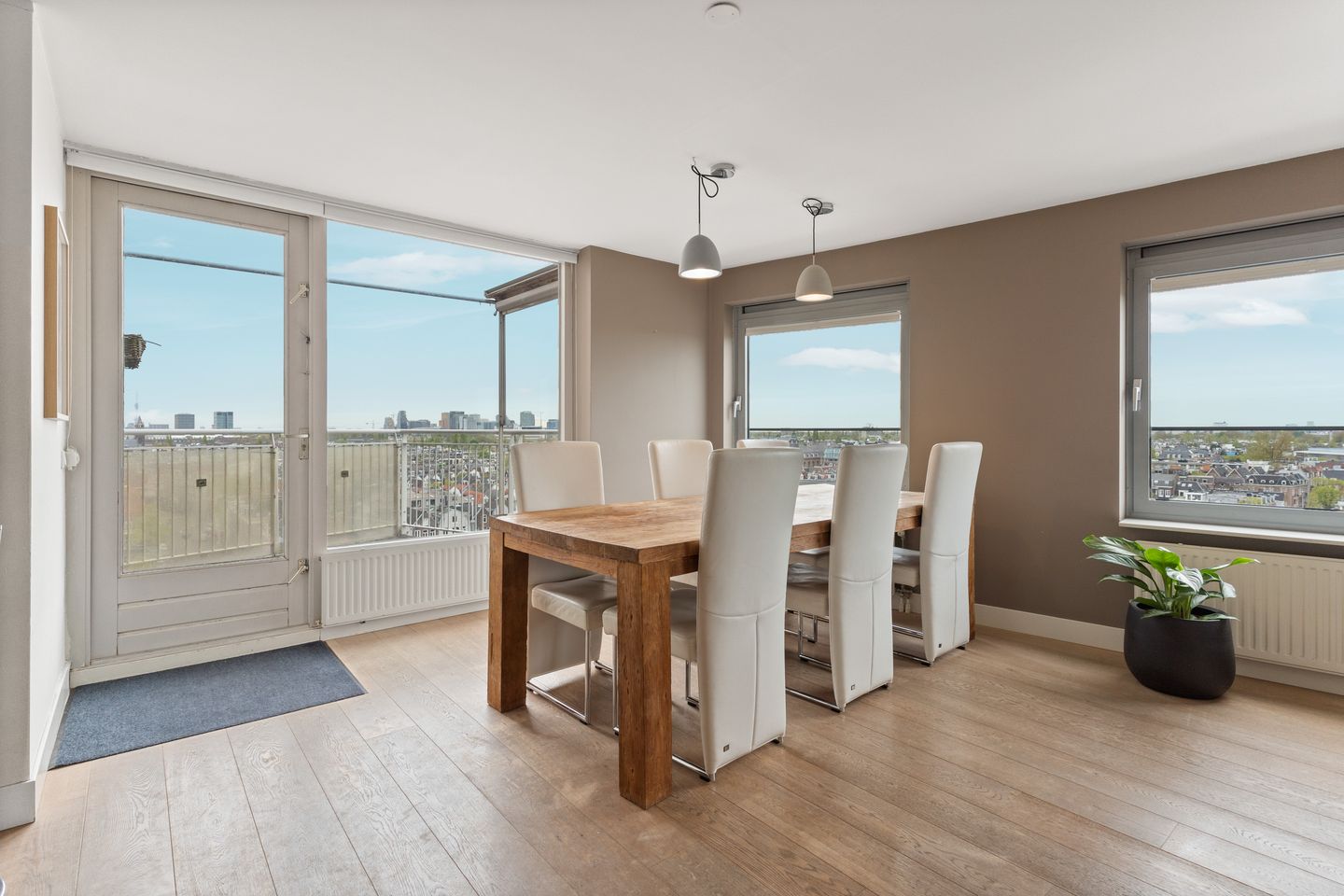 Foto 5 van Marie Heinekenplein 1102