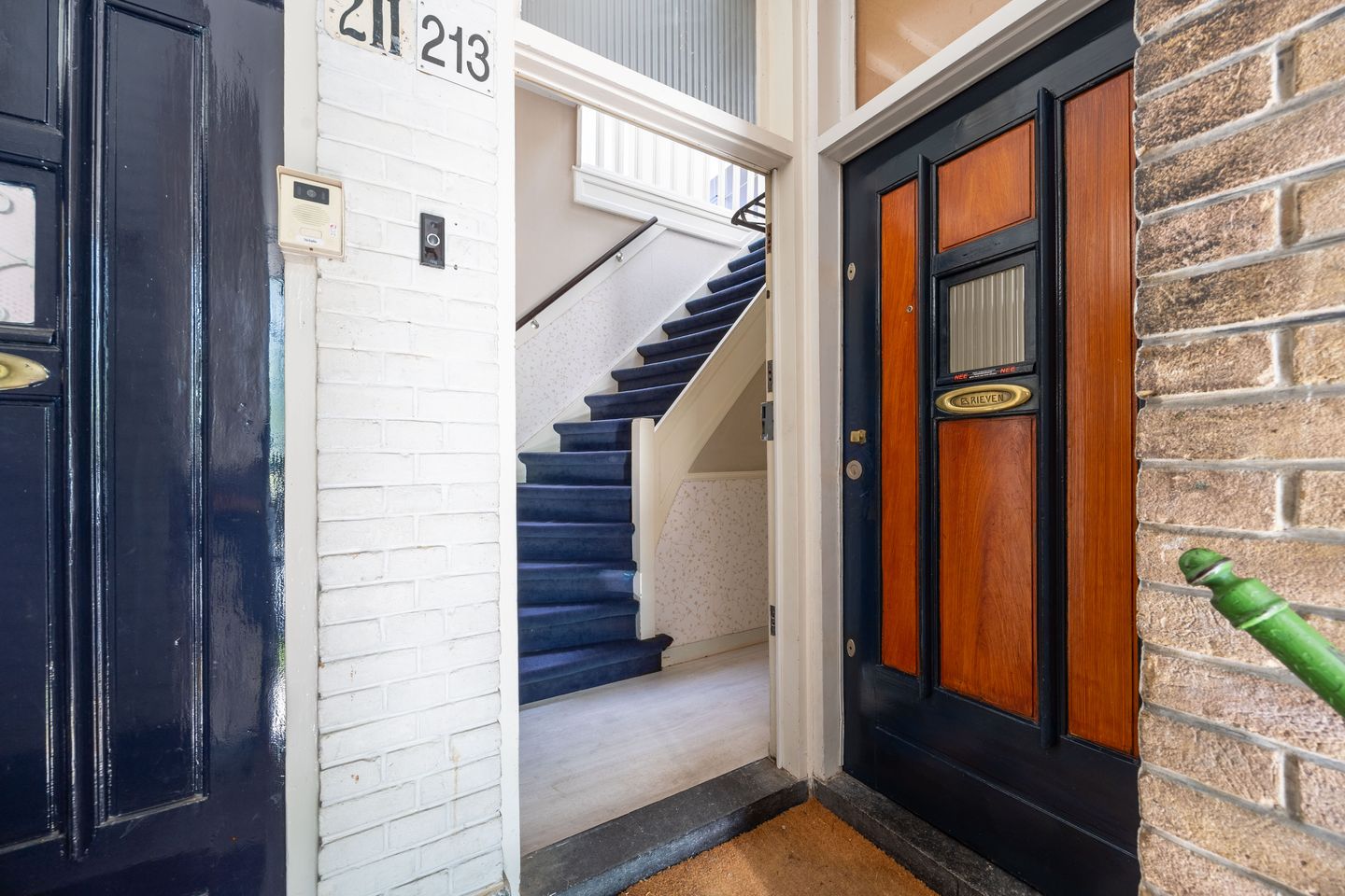 Photo 4 of van de Wateringelaan 213