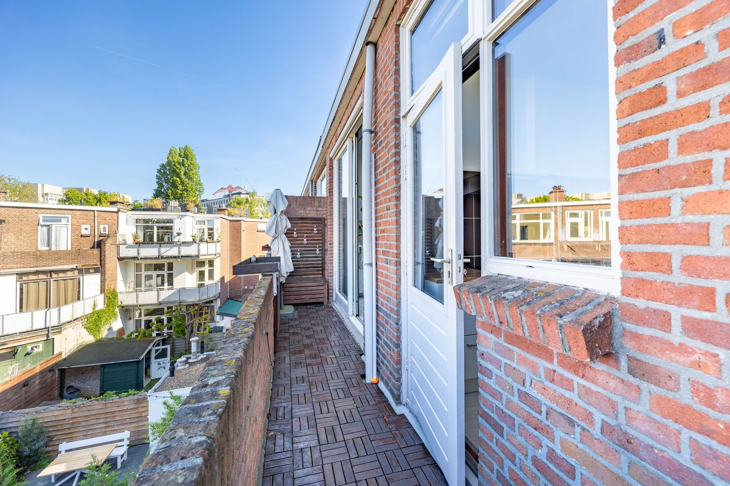 Photo 10 of van de Wateringelaan 213