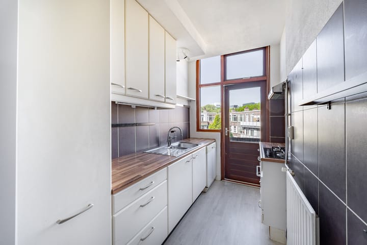 Foto 15 van van de Wateringelaan 213