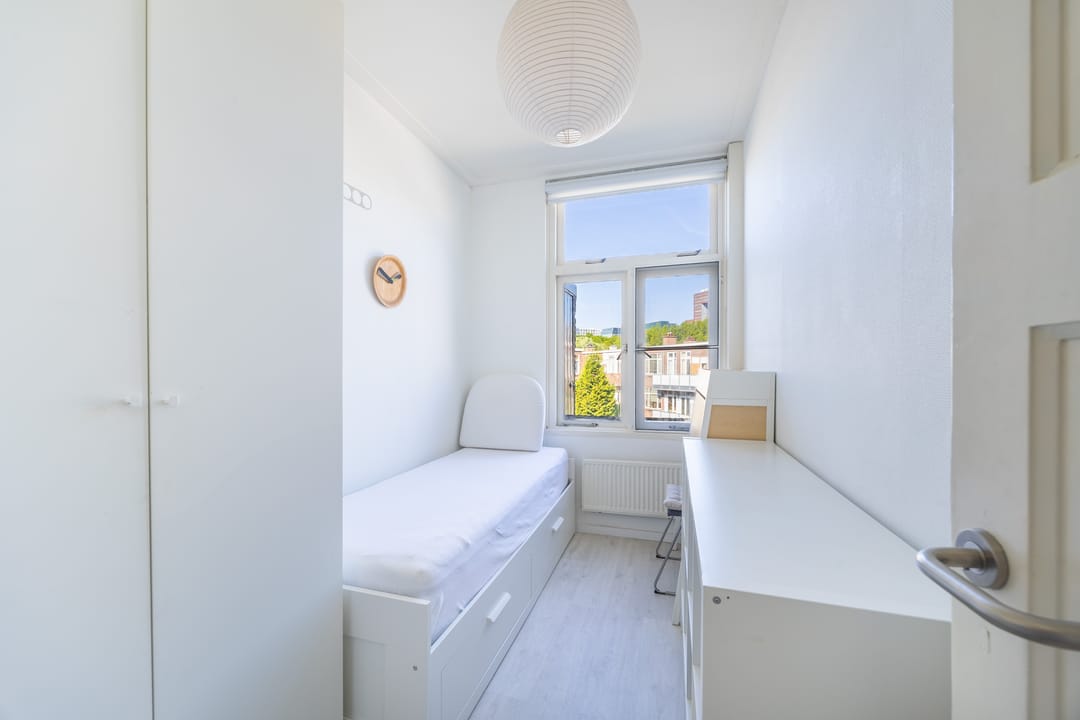 Photo 17 of van de Wateringelaan 213