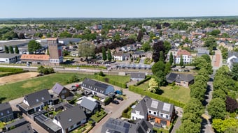 Kleine Veenbes 2 tertiary image