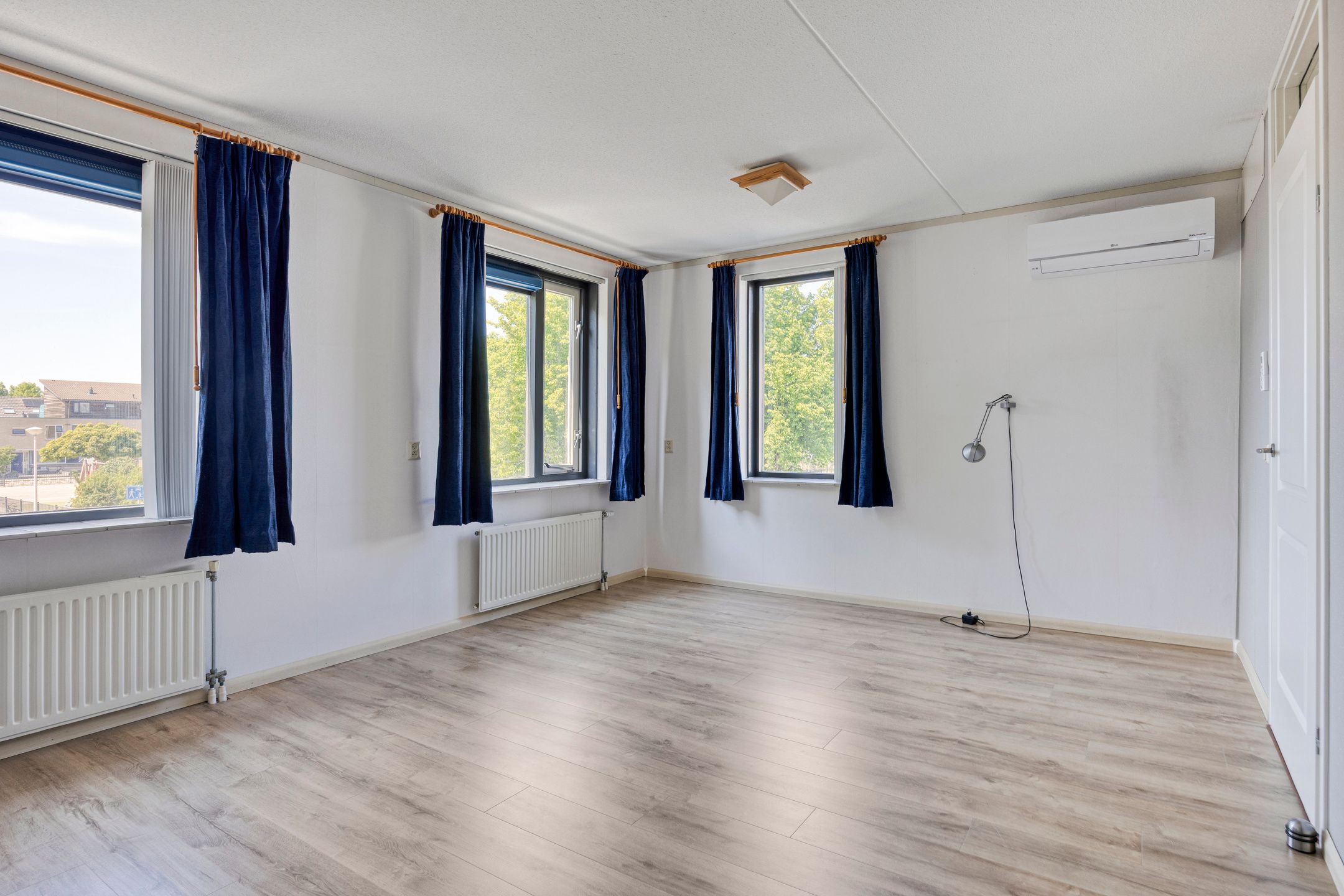 Foto 15 van De Oude Wereld 67