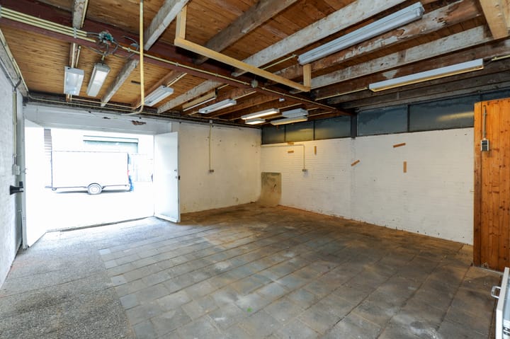 Photo 6 of Laurierstraat 143