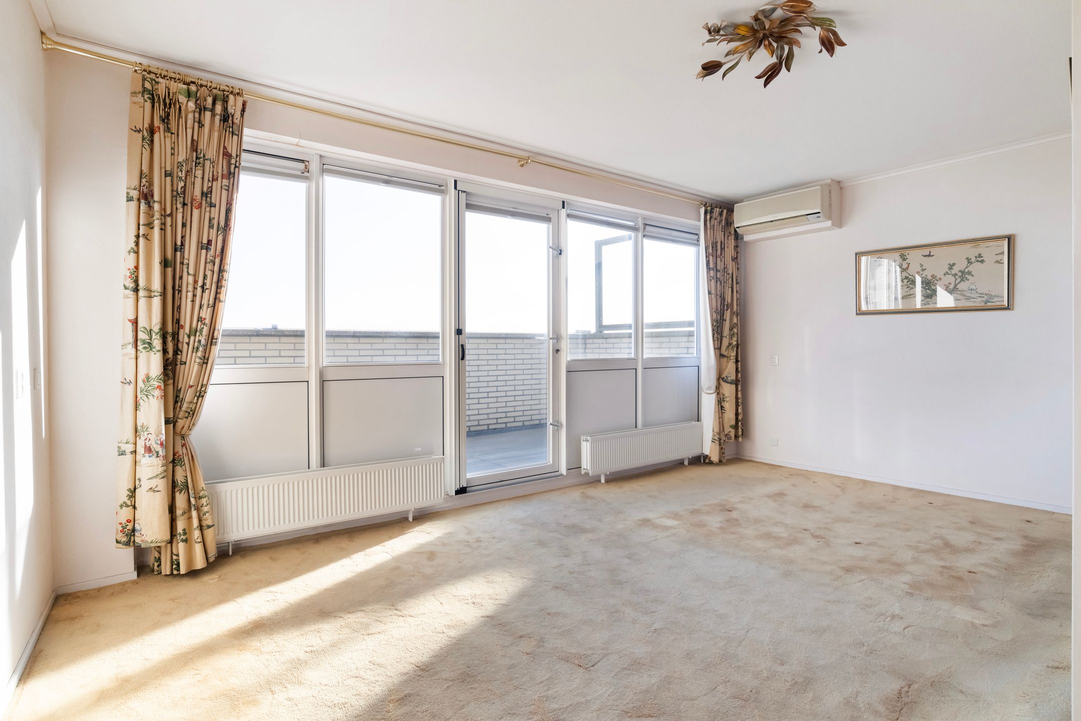 Photo 24 of Oostmaaslaan 574