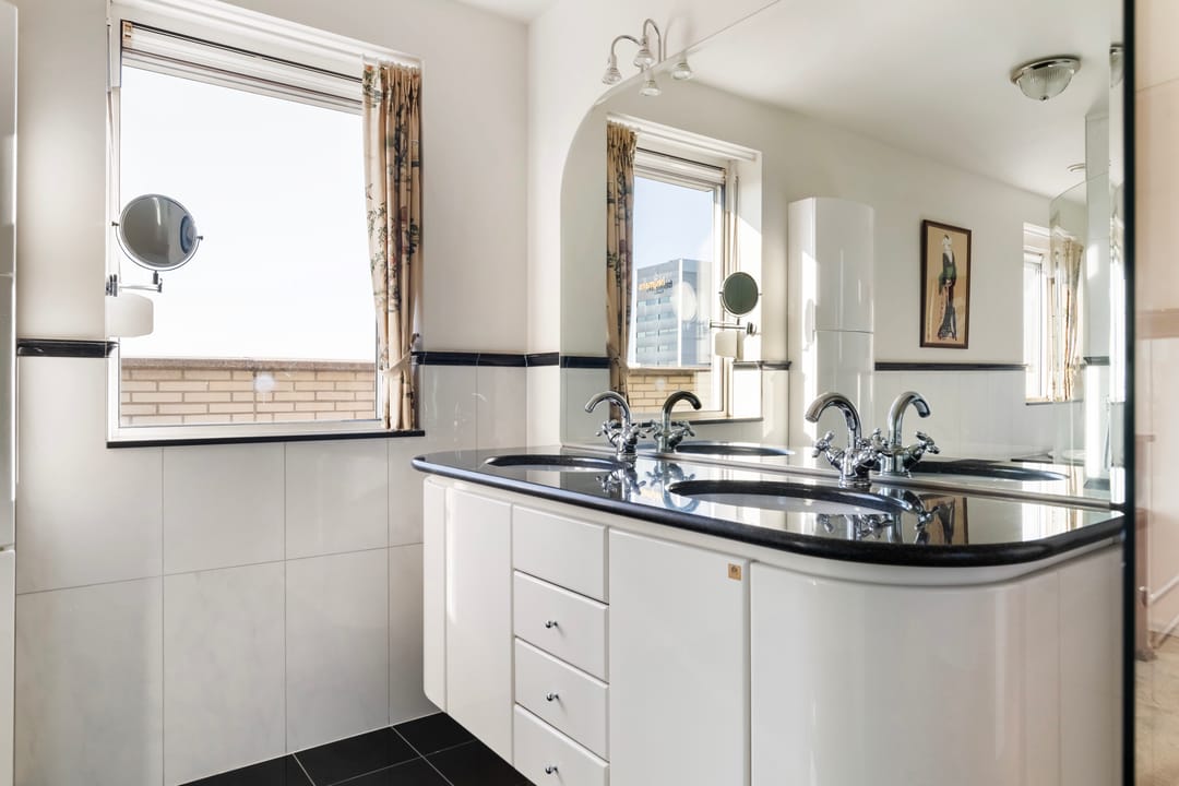 Photo 32 of Oostmaaslaan 574