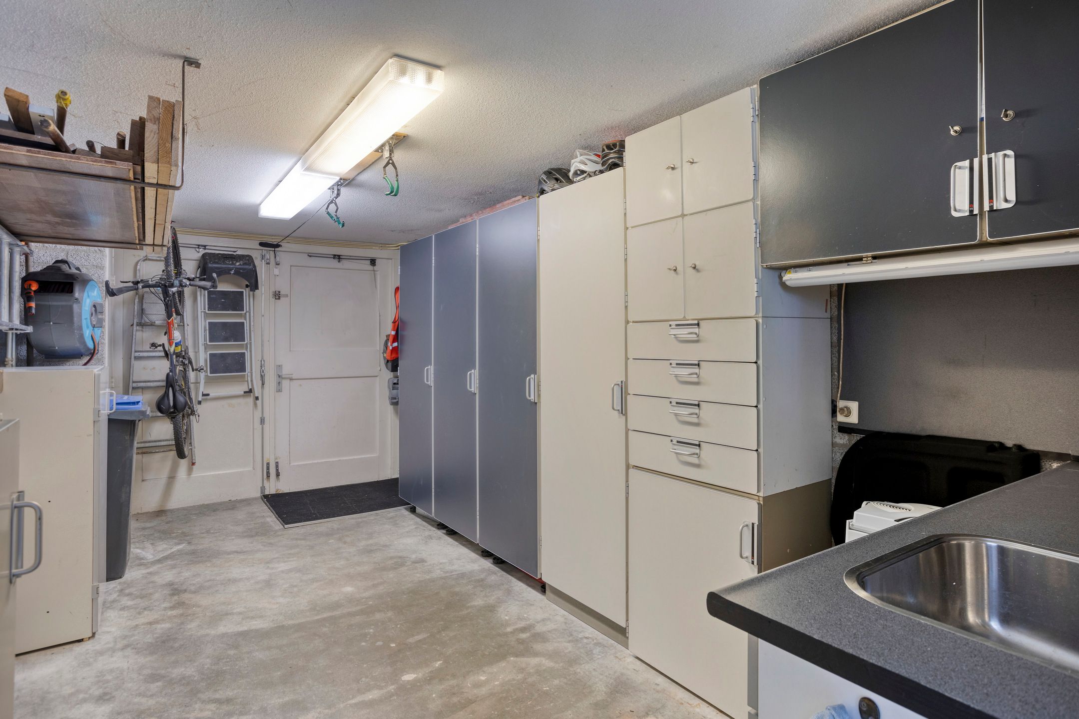 Photo 48 of Muzenlaan 6