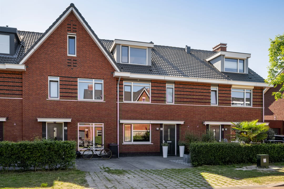 Photo 1 of Pieter van der Kuijstraat 13