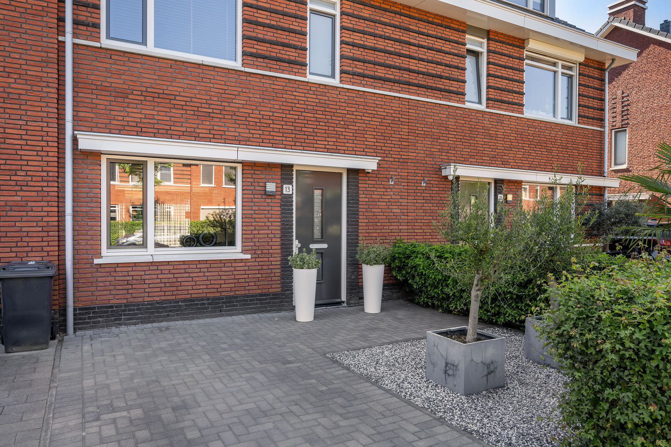 Photo 33 of Pieter van der Kuijstraat 13