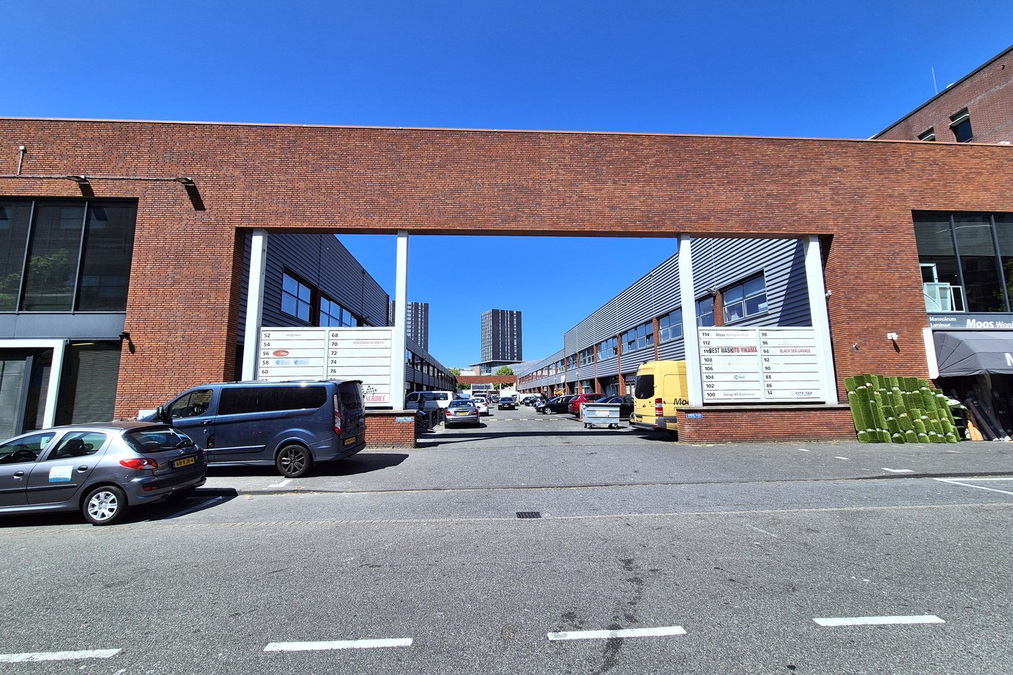 Bekijk foto 3 van Lulofsstraat 56