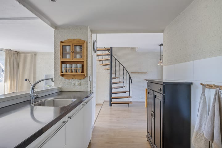 Foto 12 van R Pollemaplein 10