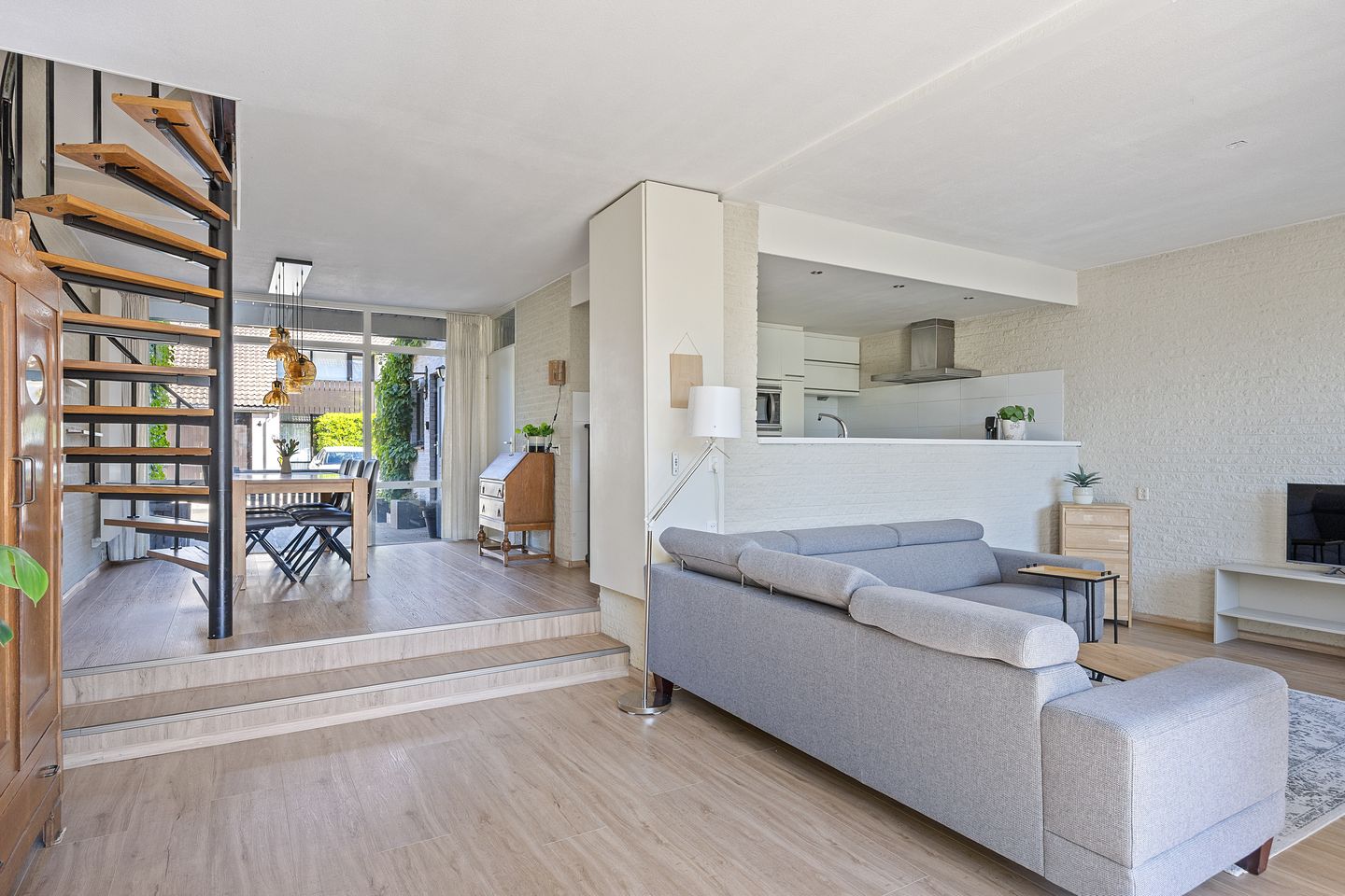 Foto 14 van R Pollemaplein 10