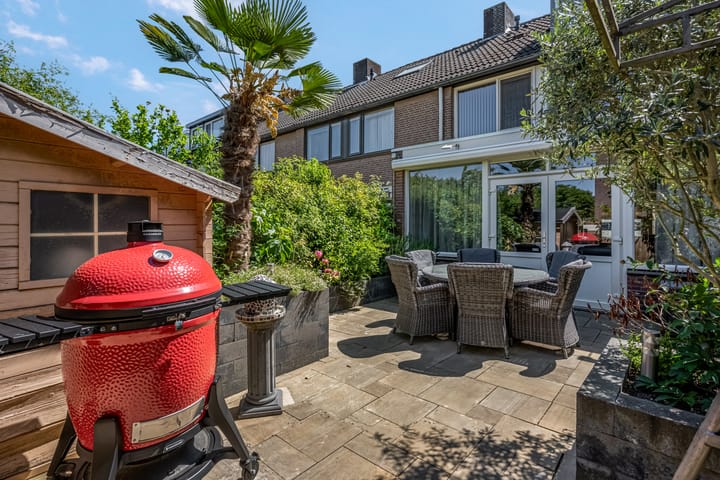 Foto 45 van Hoogezandstraat 12